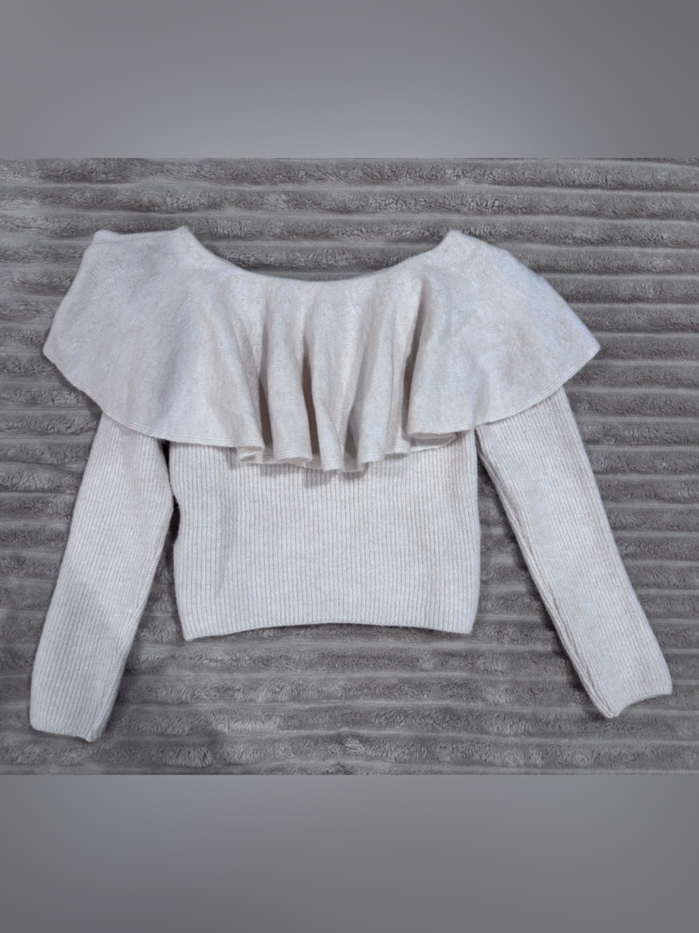 H&M Off-the-Shoulder Ruffle Sweater in Light Gray - Picture 2 of 6